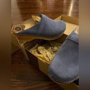 New in box Troentorp Da Vinci Swedish clogs